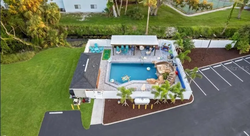 2728 49TH AVENUE W #2728 Bradenton, FL 34207