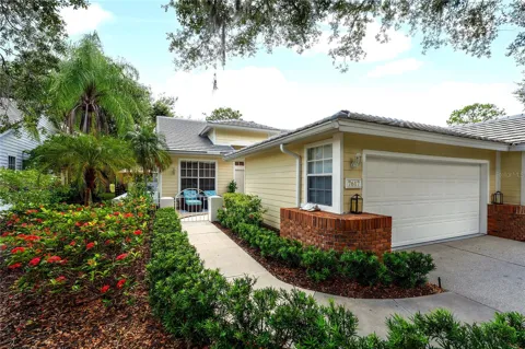 7617 WHITEBRIDGE GLEN