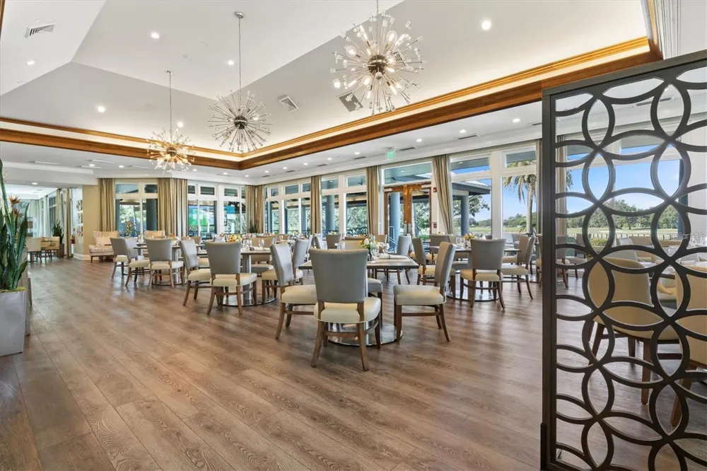 7617 WHITEBRIDGE GLEN University Park, FL 34201