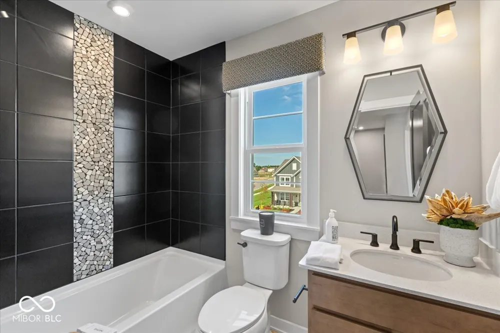 6046 Windsor Drive #701 McCordsville, IN 46055