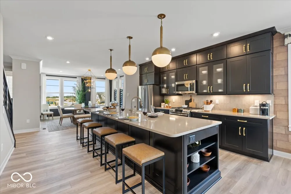 6046 Windsor Drive #701 McCordsville, IN 46055