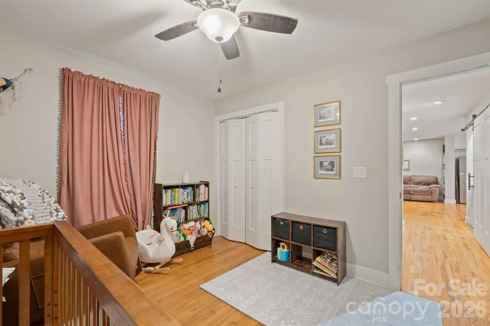 607 E 17th Street Newton, NC 28658