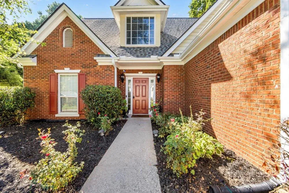 165 Roberts Road Suwanee, GA 30024