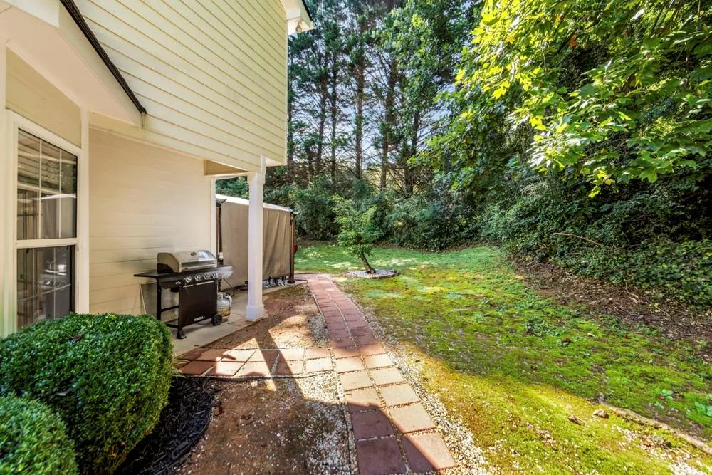 165 Roberts Road Suwanee, GA 30024