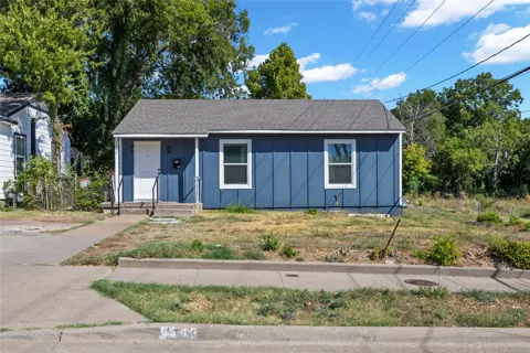 1543 Garza Avenue