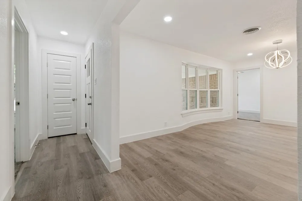 5718 Trio Lane Dallas, TX 75241