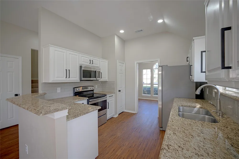 562 Continental Drive Lewisville, TX 75067