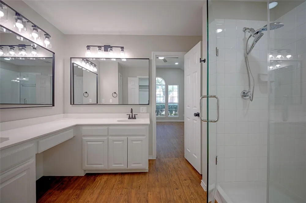 562 Continental Drive Lewisville, TX 75067