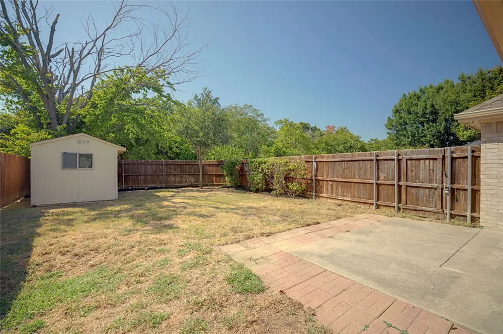 562 Continental Drive Lewisville, TX 75067