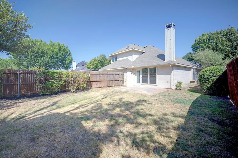 562 Continental Drive Lewisville, TX 75067