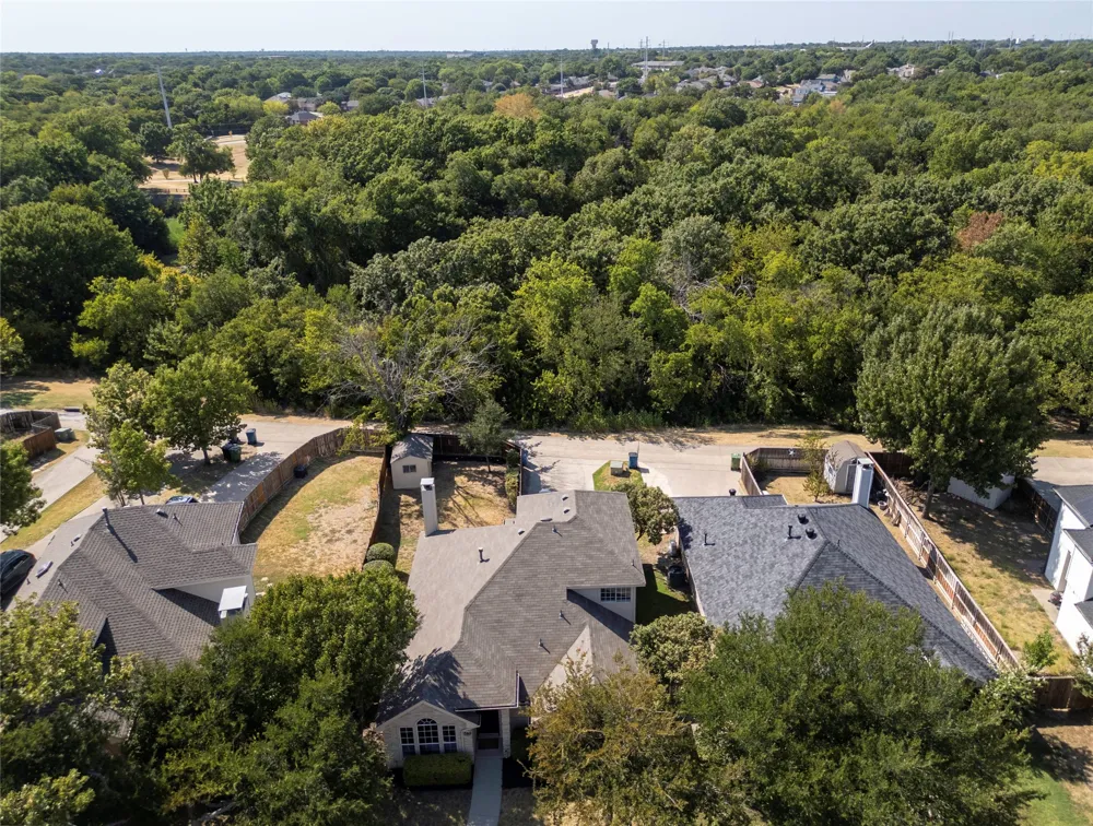 562 Continental Drive Lewisville, TX 75067