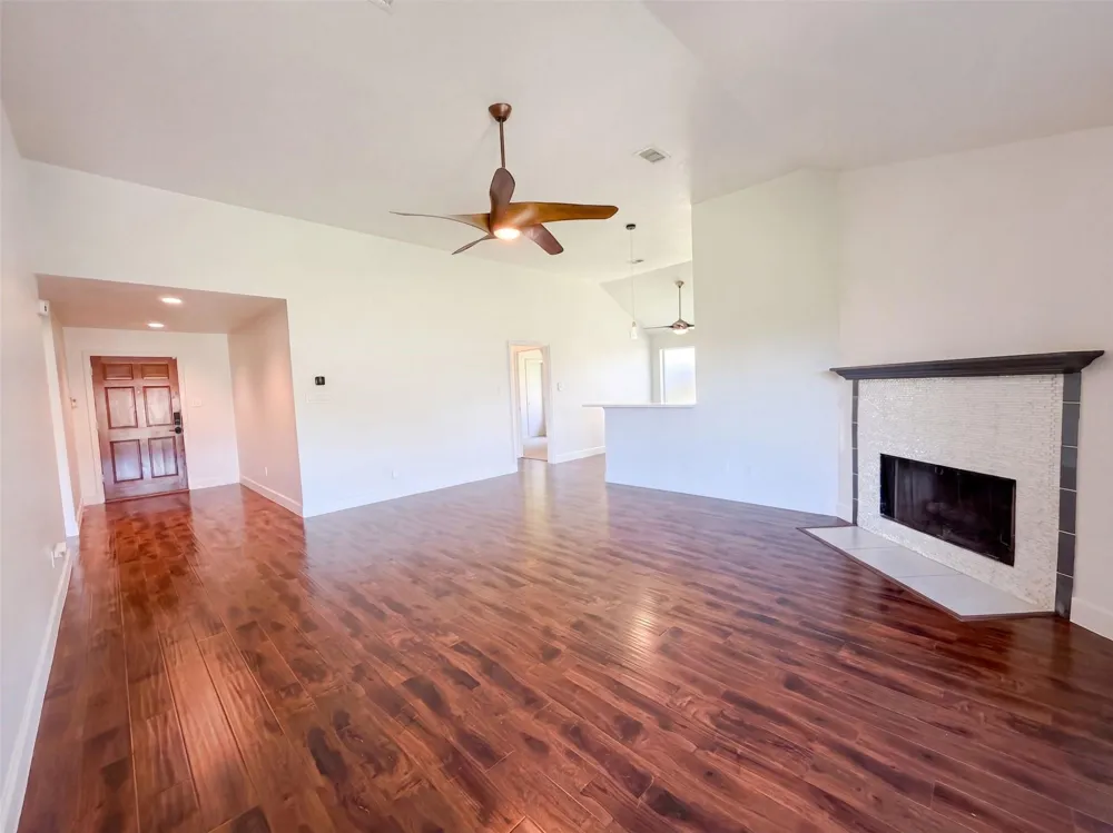 4750 Backenberry Drive Friendswood, TX 77546