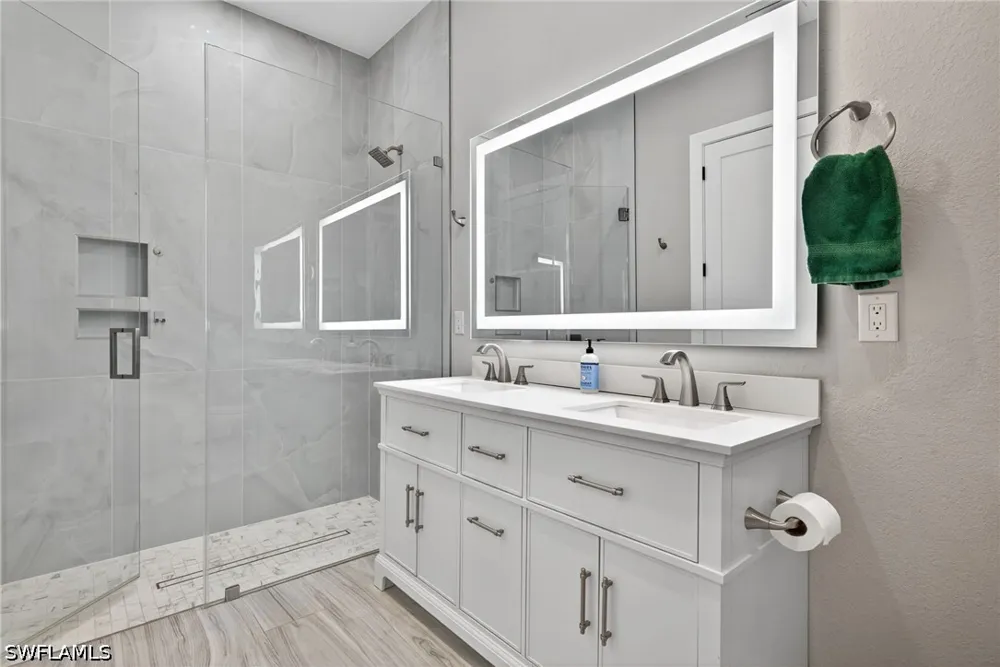 Croise Drive Bonita Springs, FL 34135