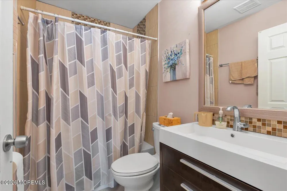 119 Avery Avenue #J27 Long Branch, NJ 07740