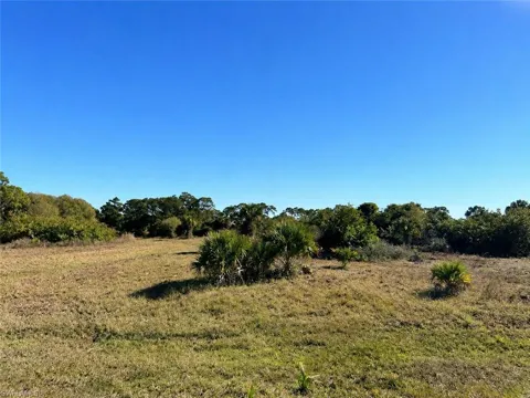 621 Maureen Lane