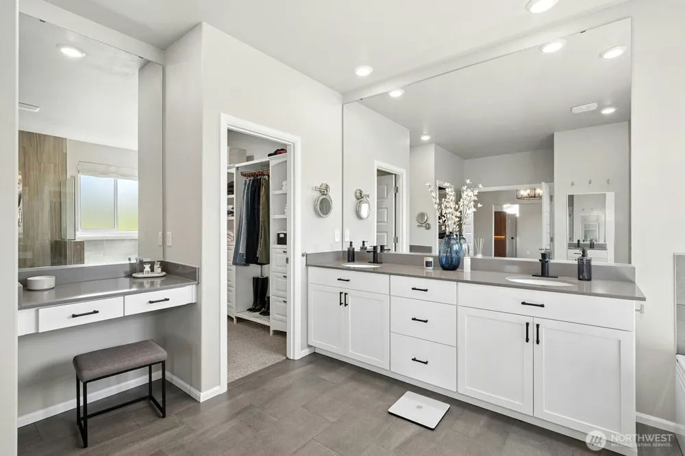19130 129th Street E Bonney Lake, WA 98391