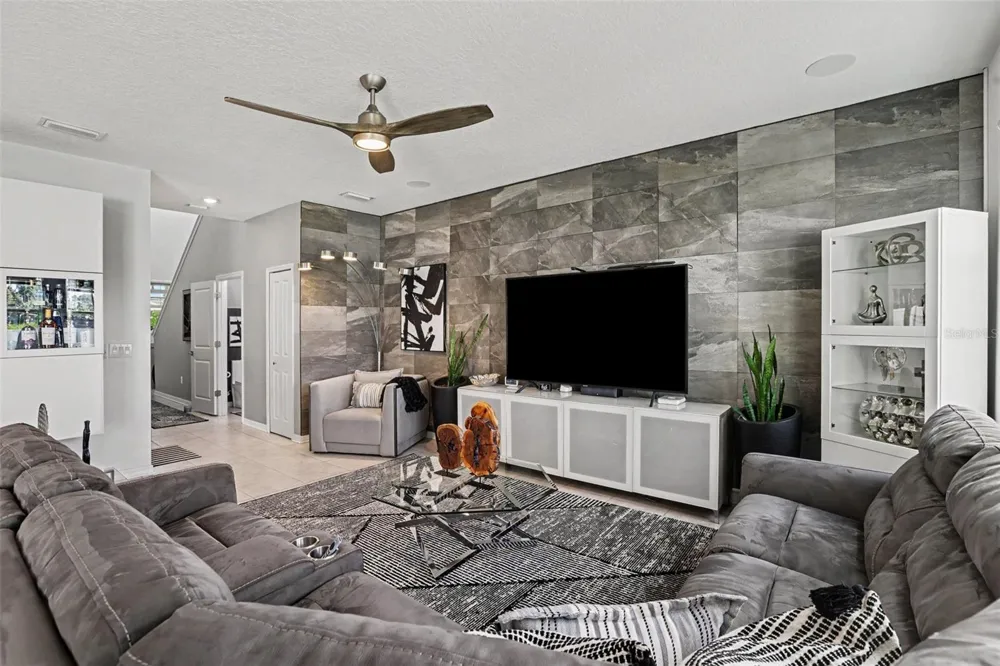 11861 BRIGHTON KNOLL LOOP Riverview, FL 33579