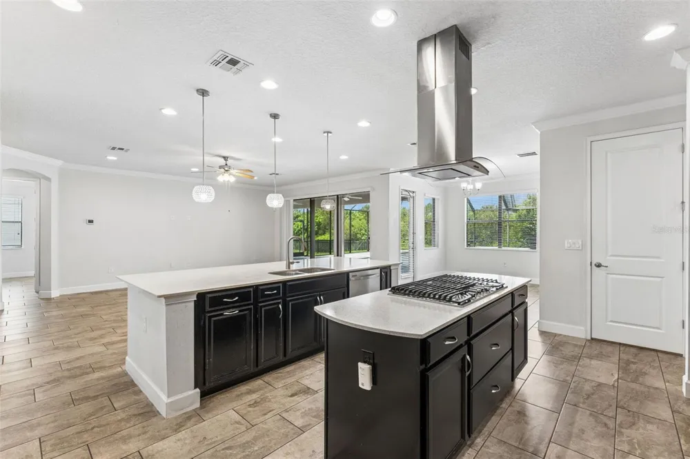 5205 WATERSIDE VISTA LANE St Cloud, FL 34771