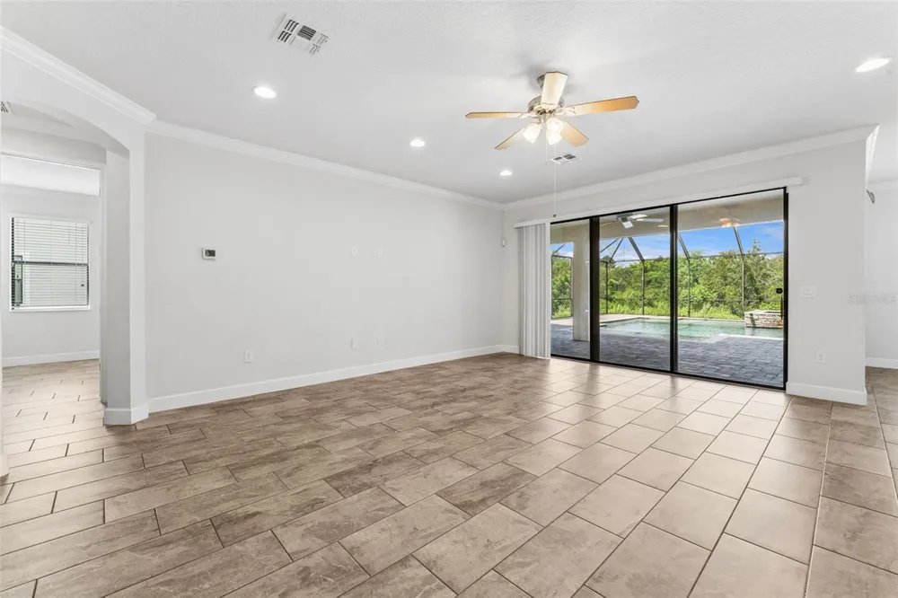 5205 WATERSIDE VISTA LANE St Cloud, FL 34771