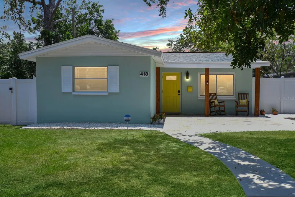 418 40TH AVENUE S St Petersburg, FL 33705
