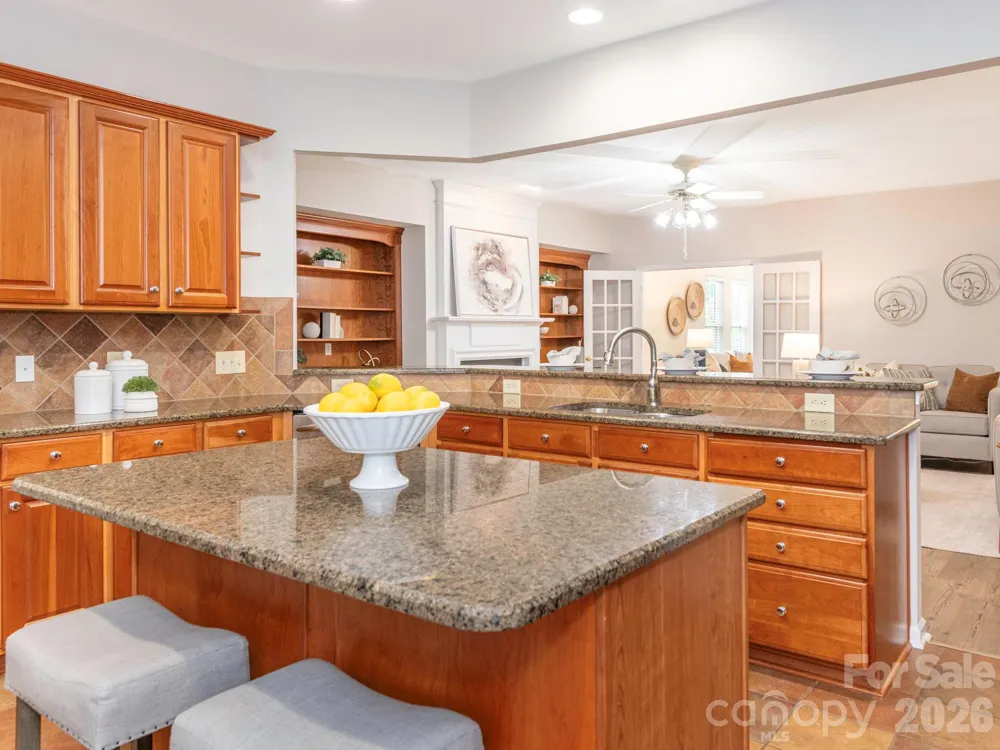 49108 Gladiolus Street Fort Mill, SC 29707