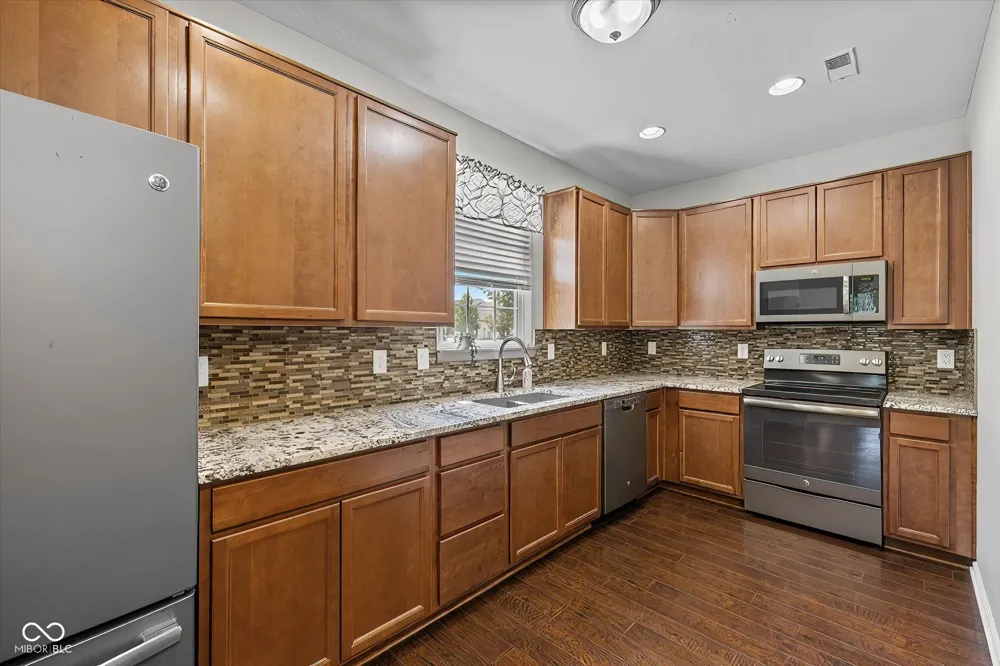 381 Dylan Drive Avon, IN 46123