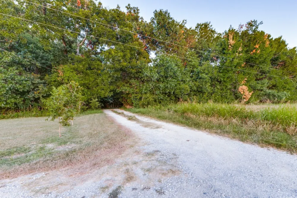 2990 County Road 568 Farmersville, TX 75442