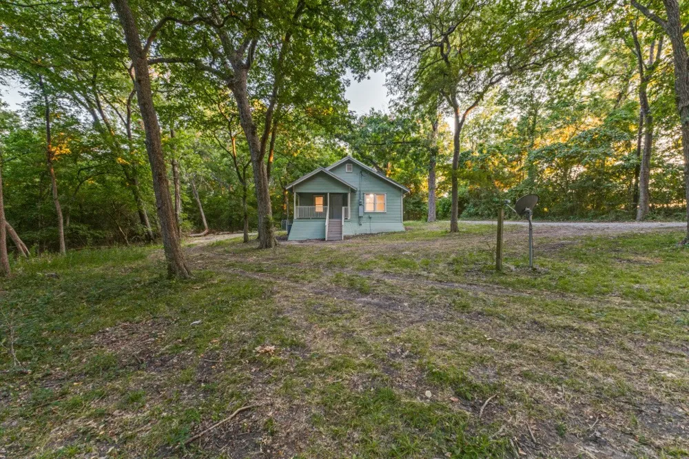 2990 County Road 568 Farmersville, TX 75442