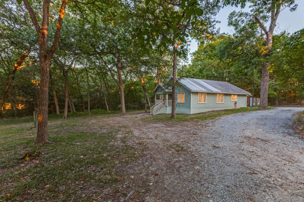 2990 County Road 568 Farmersville, TX 75442