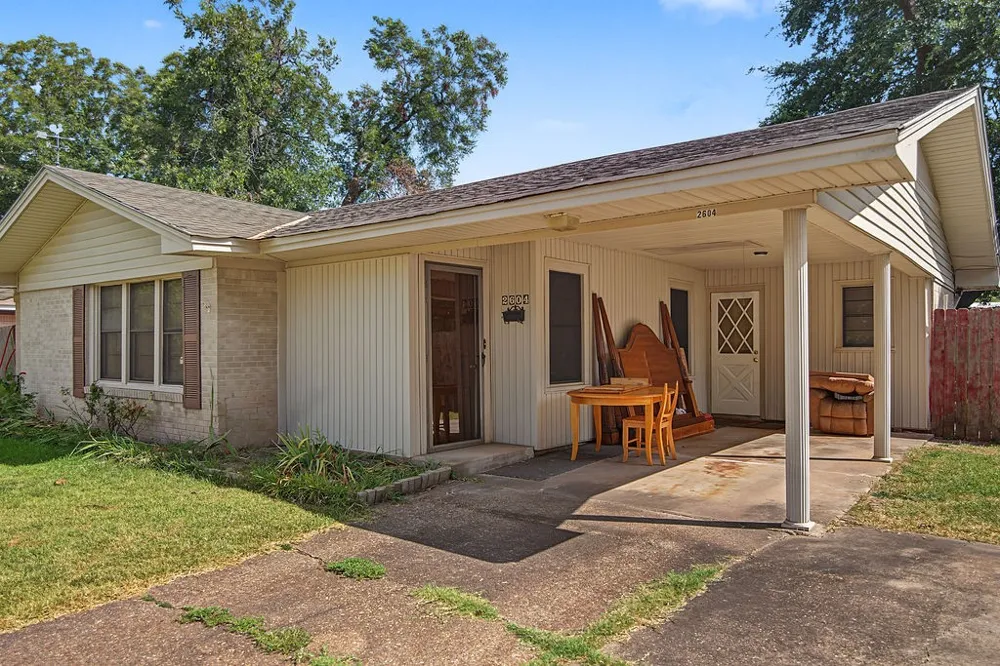 2604 Rosedale Place Bossier City, LA 71111