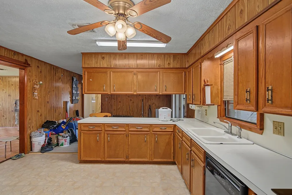 2604 Rosedale Place Bossier City, LA 71111