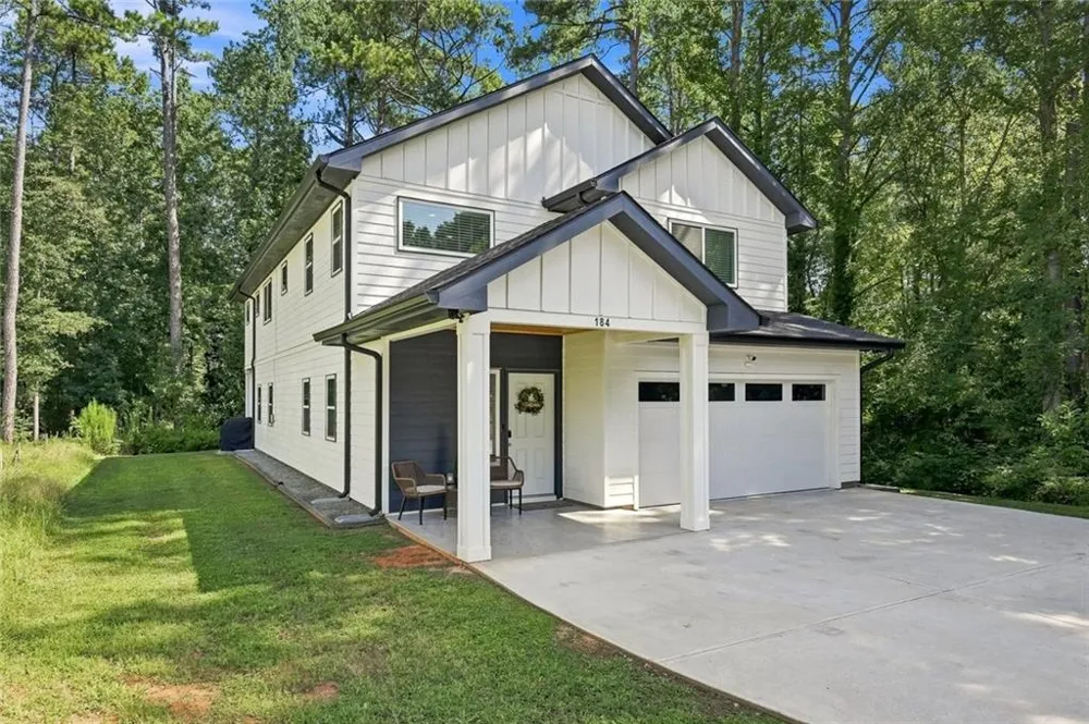 184 Woodland Lane SW Mableton, GA 30126