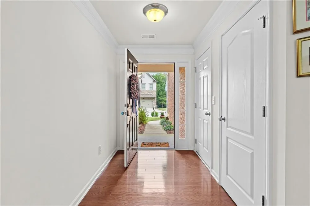 1092 S Creek Dr Villa Rica, GA 30180