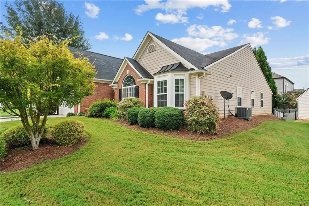 1092 S Creek Dr Villa Rica, GA 30180