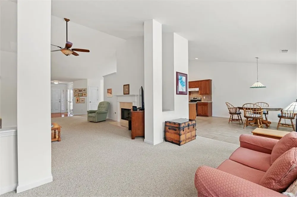 1092 S Creek Dr Villa Rica, GA 30180