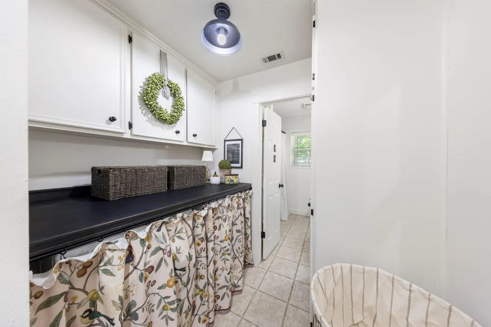 410 Shawnee Drive Montgomery, TX 77316