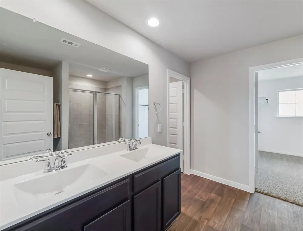 13009 Leisure Cove Drive La Marque, TX 77568