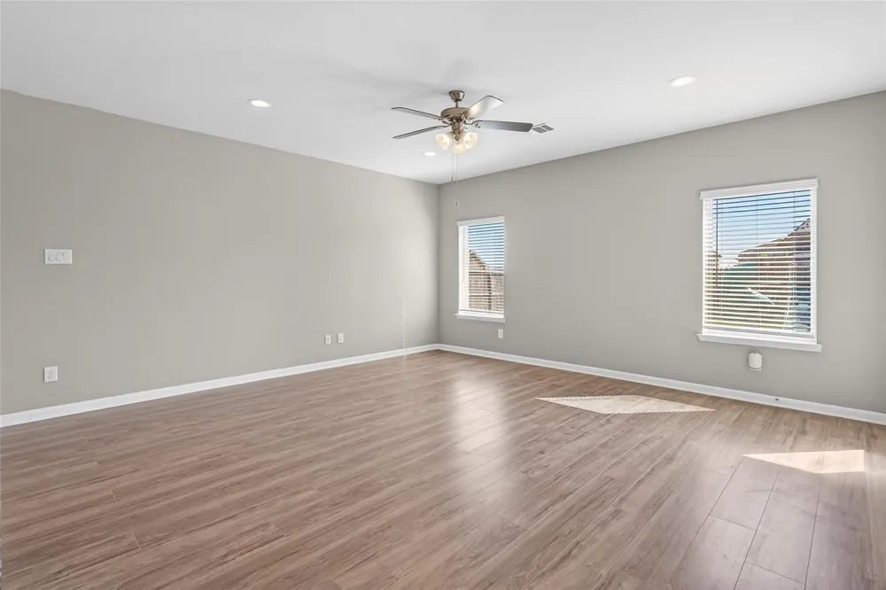 13009 Leisure Cove Drive La Marque, TX 77568