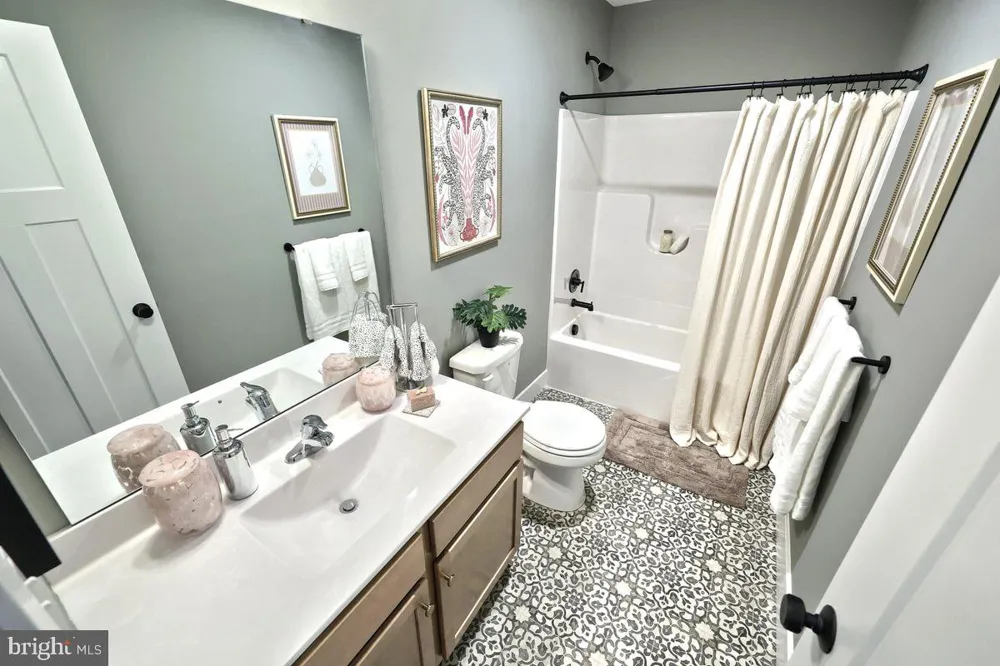 BEACON POINTE PLAN AT DONWOOD ESTATES Dover, PA 17315