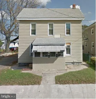 1201 N COMMERCE STREET #B