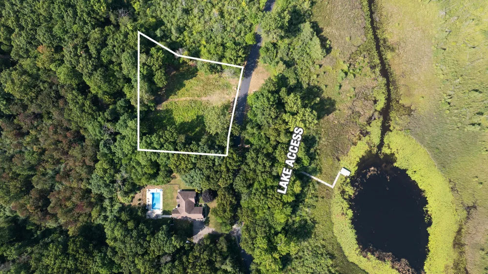 3 Peninsula Drive Jackson, MI 49201