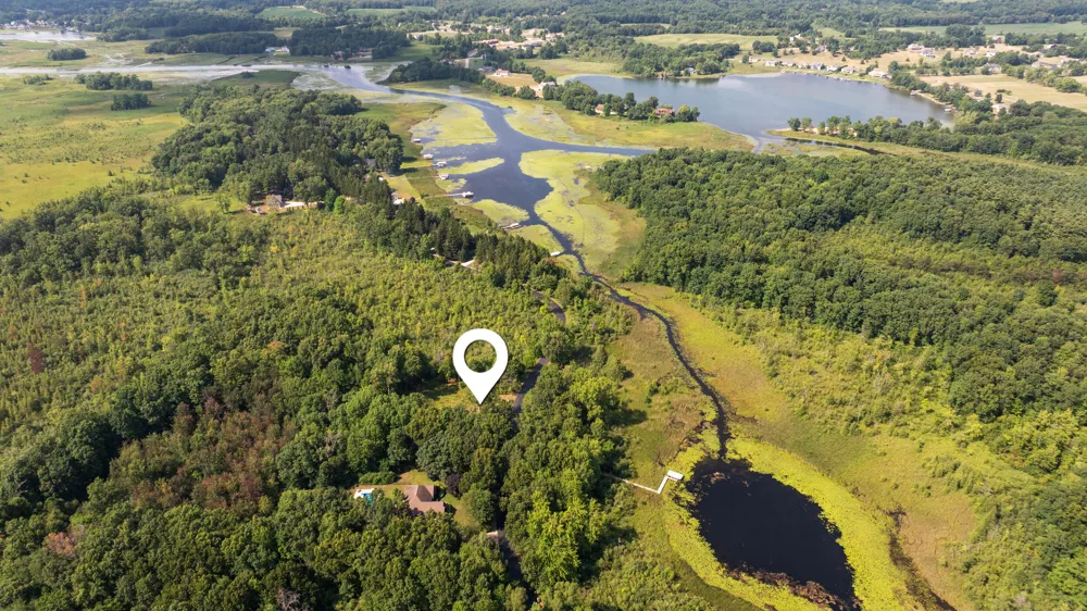 3 Peninsula Drive Jackson, MI 49201