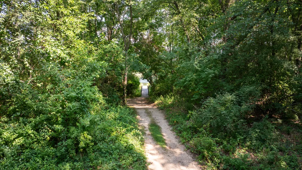 3 Peninsula Drive Jackson, MI 49201