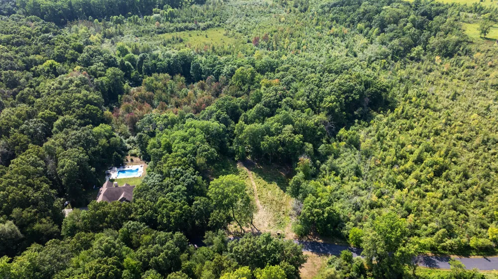3 Peninsula Drive Jackson, MI 49201