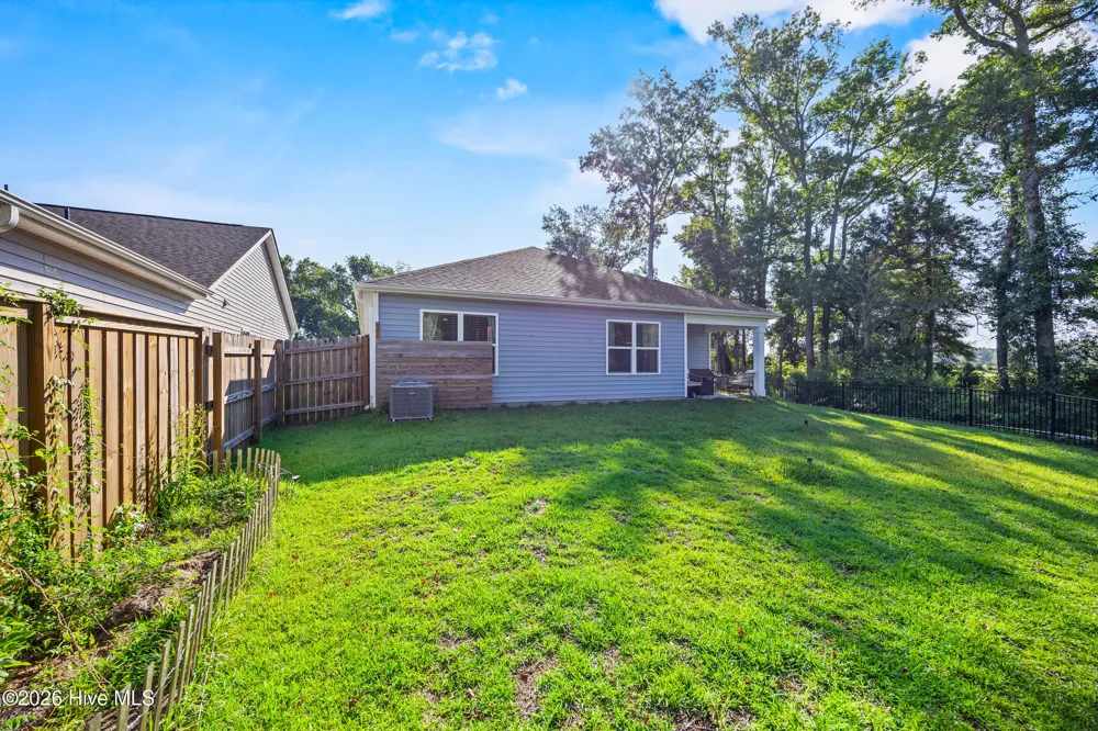 83 Eagle Creek Drive NE Bolivia, NC 28422