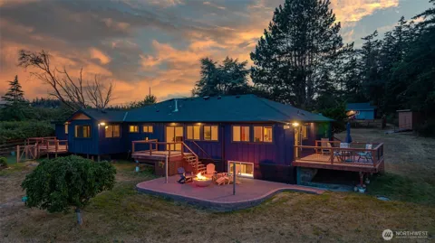 1526 Scenic Heights Road