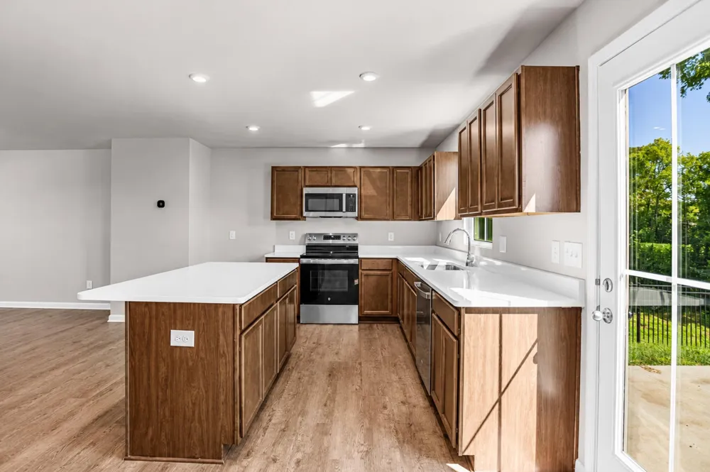 216 Laurel St Gallatin, TN 37066