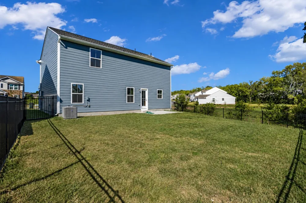 216 Laurel St Gallatin, TN 37066