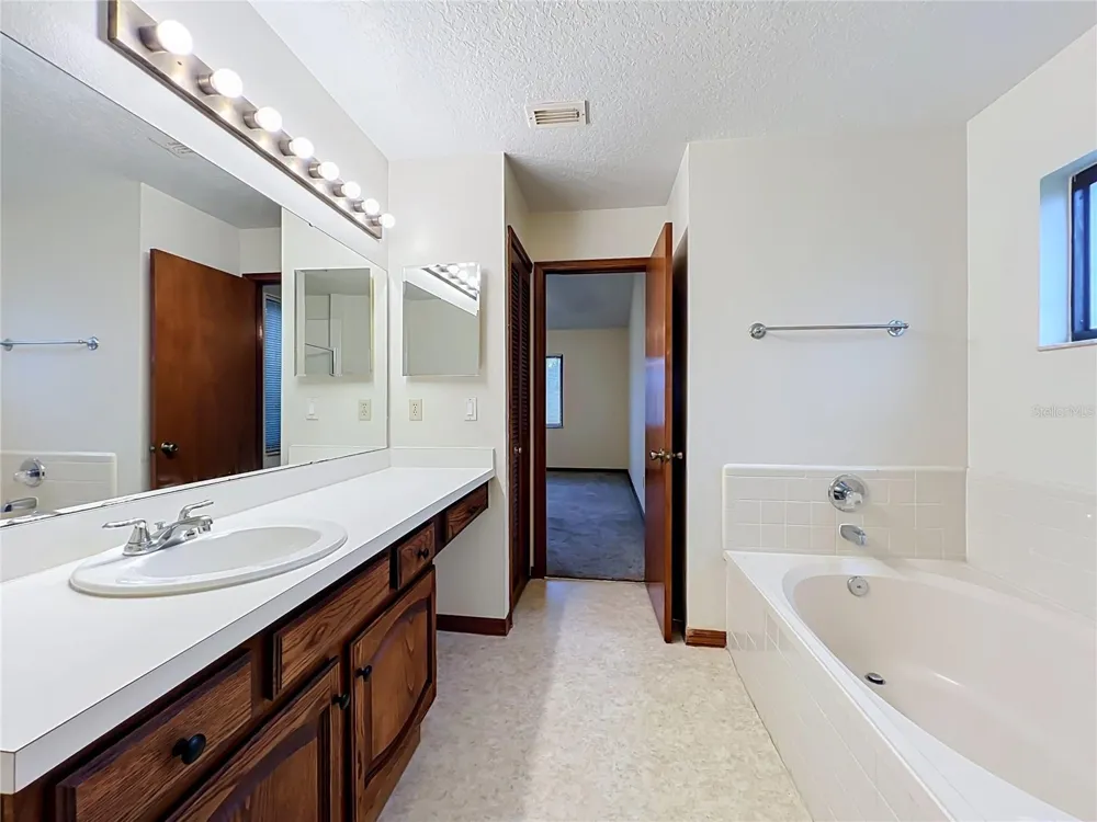 Address Not Shown Winter Park, FL 32792