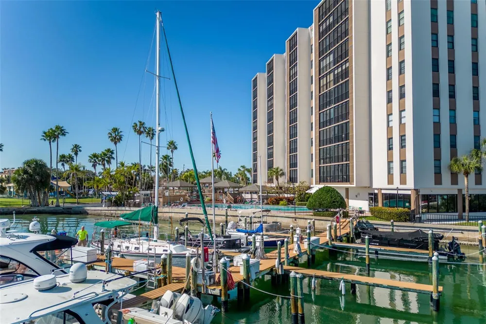 10355 PARADISE BOULEVARD #102 Treasure Island, FL 33706